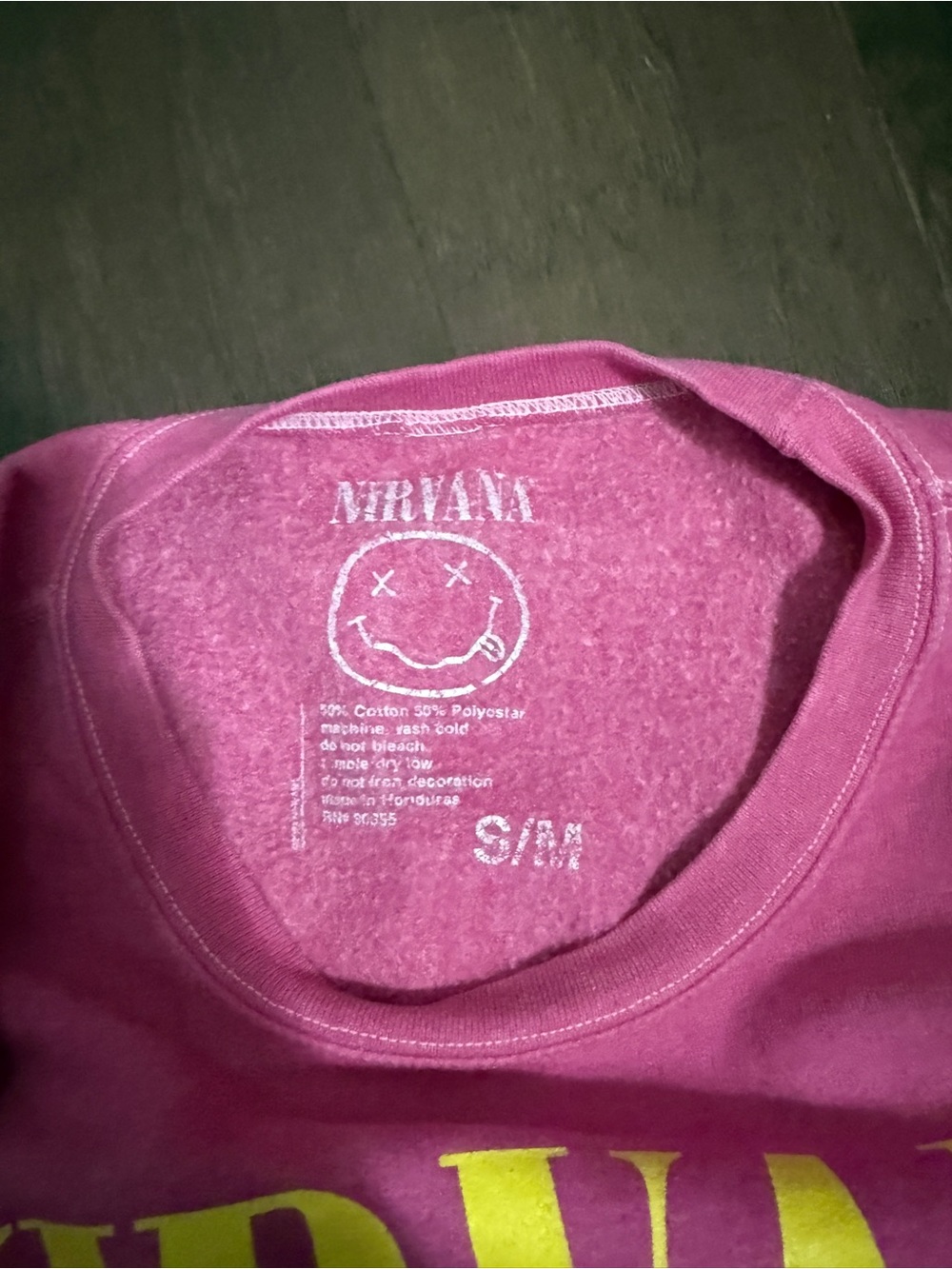 Urban Outfitters Nirvana Pink Graphic Crewneck Sweatshirt size S/M - Picture 3 of 3